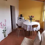 Clara 2 Apartment *